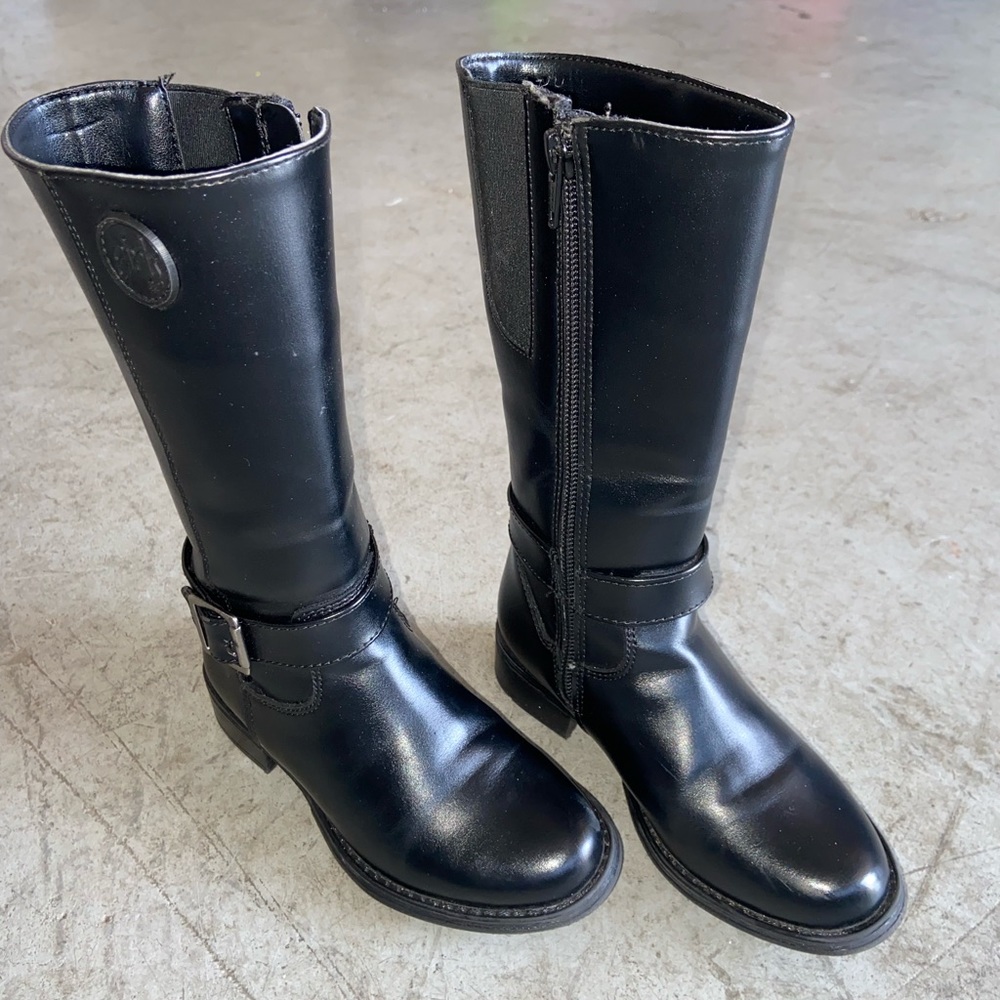 BRAND NEW ANDREA BOOTS !
